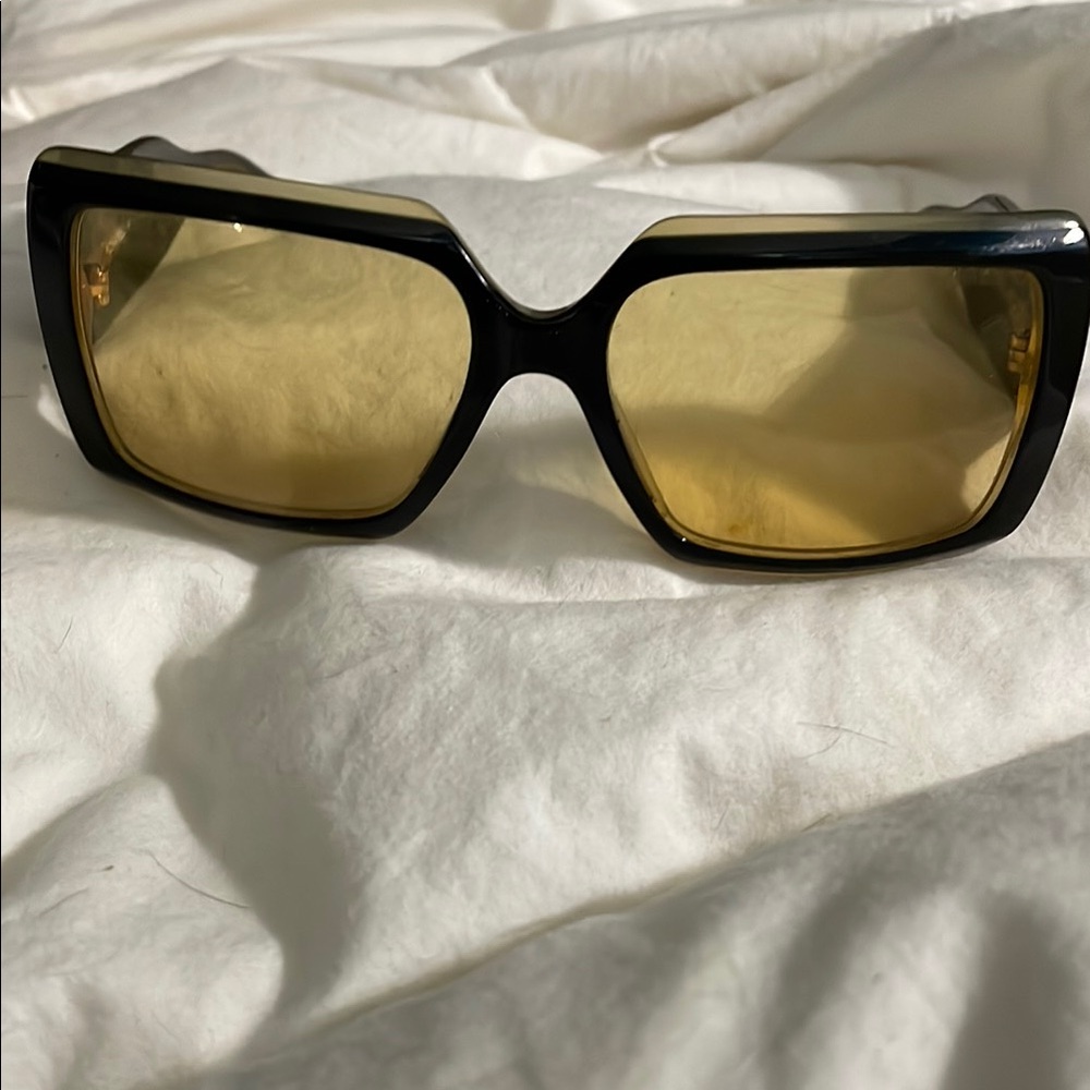 Stylish Black and Gold Sunglasses